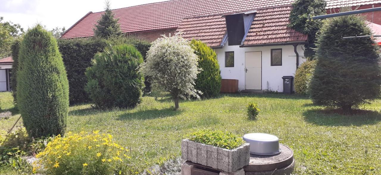 Farma Macas Villa Lázně Bohdaneč Eksteriør billede