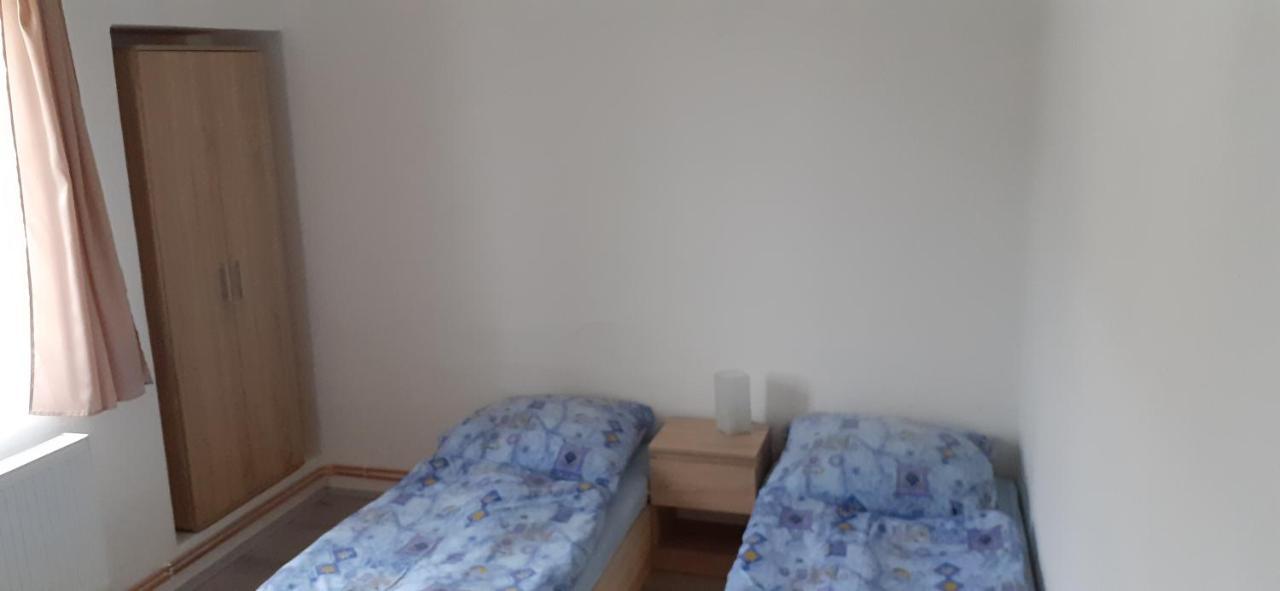Farma Macas Villa Lázně Bohdaneč Eksteriør billede
